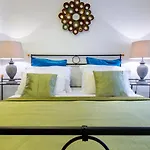 Guest House Flores