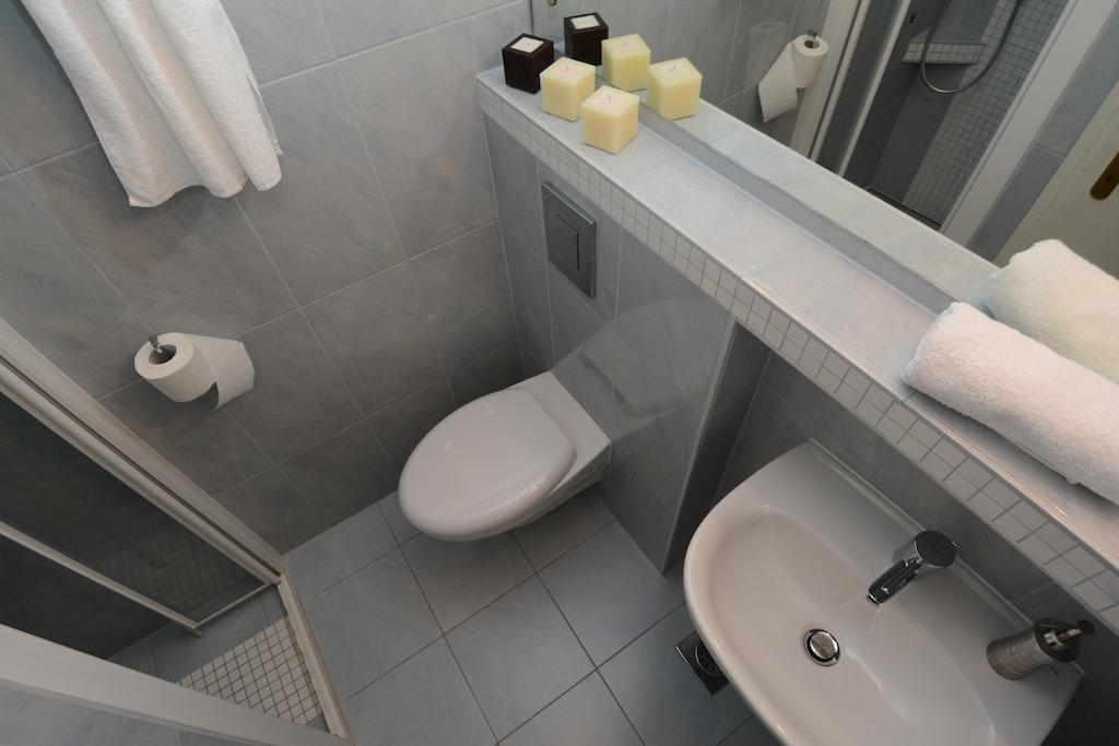 Flores Guest house 3*